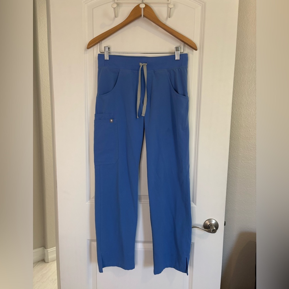 FIGS Kade Cargo Scrub Pants Ceil Blue PO 1569 Size XS/P - Picture 2 of 11